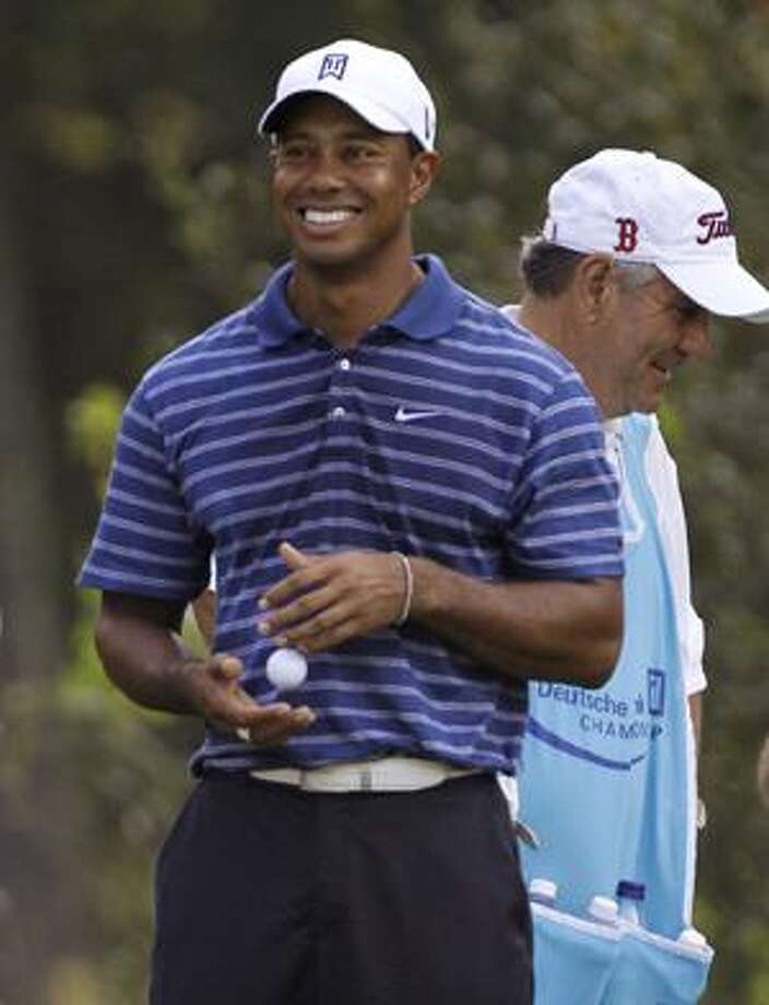 Woods Looks To Keep Going At Fedex Cup The Register Citizen