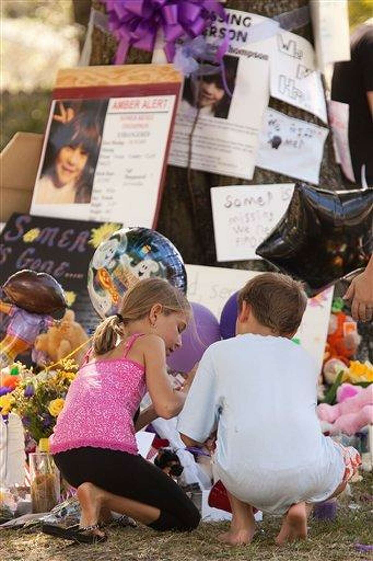 The Neighbourhood (and neighbors) do it for the kids at the Shrine