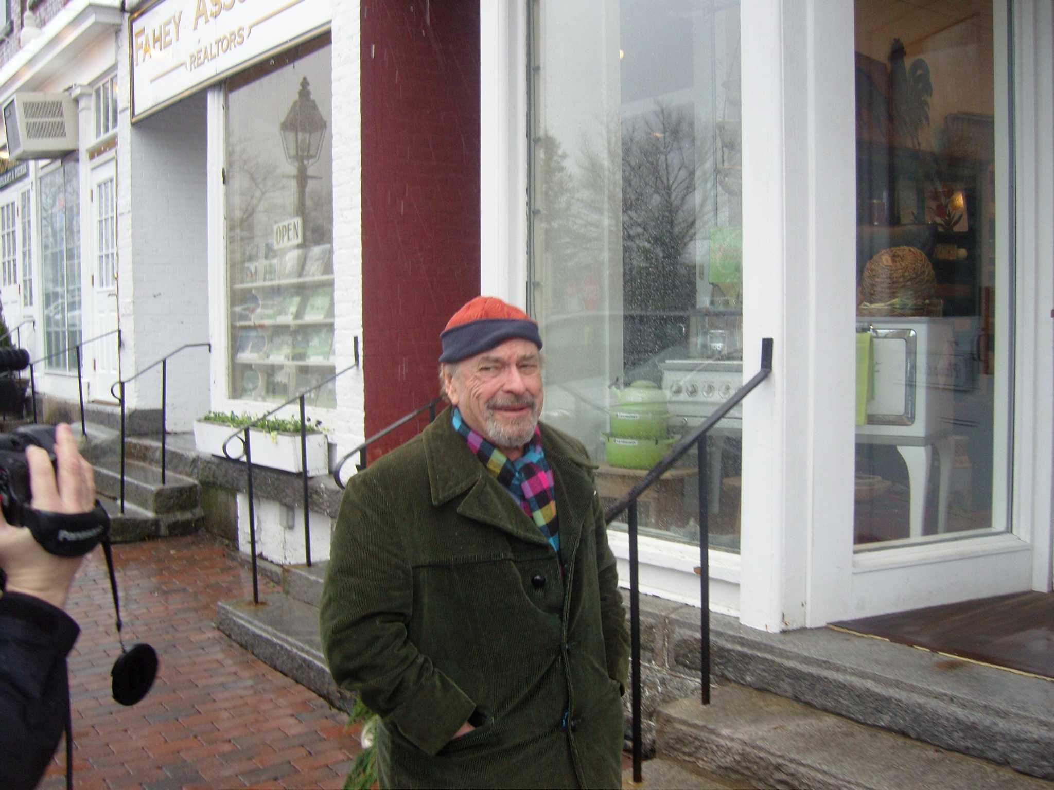 WEB FIRST Actor Elmore "Rip" Torn pleads not guilty to criminal