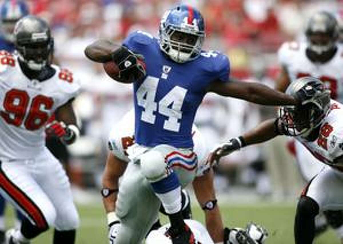 Ahmad Bradshaw and Chris Canty Cut by Giants - The New York Times