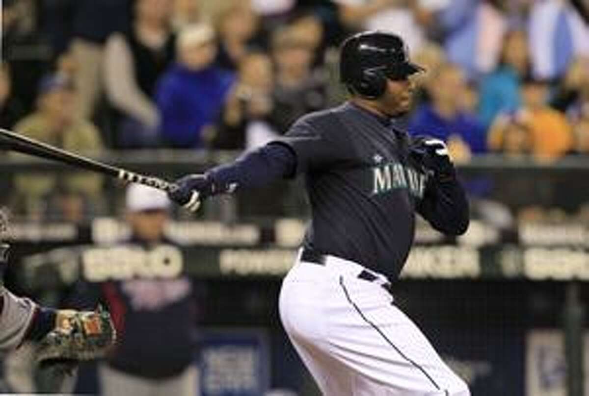 Retired Griffey to work for Mariners
