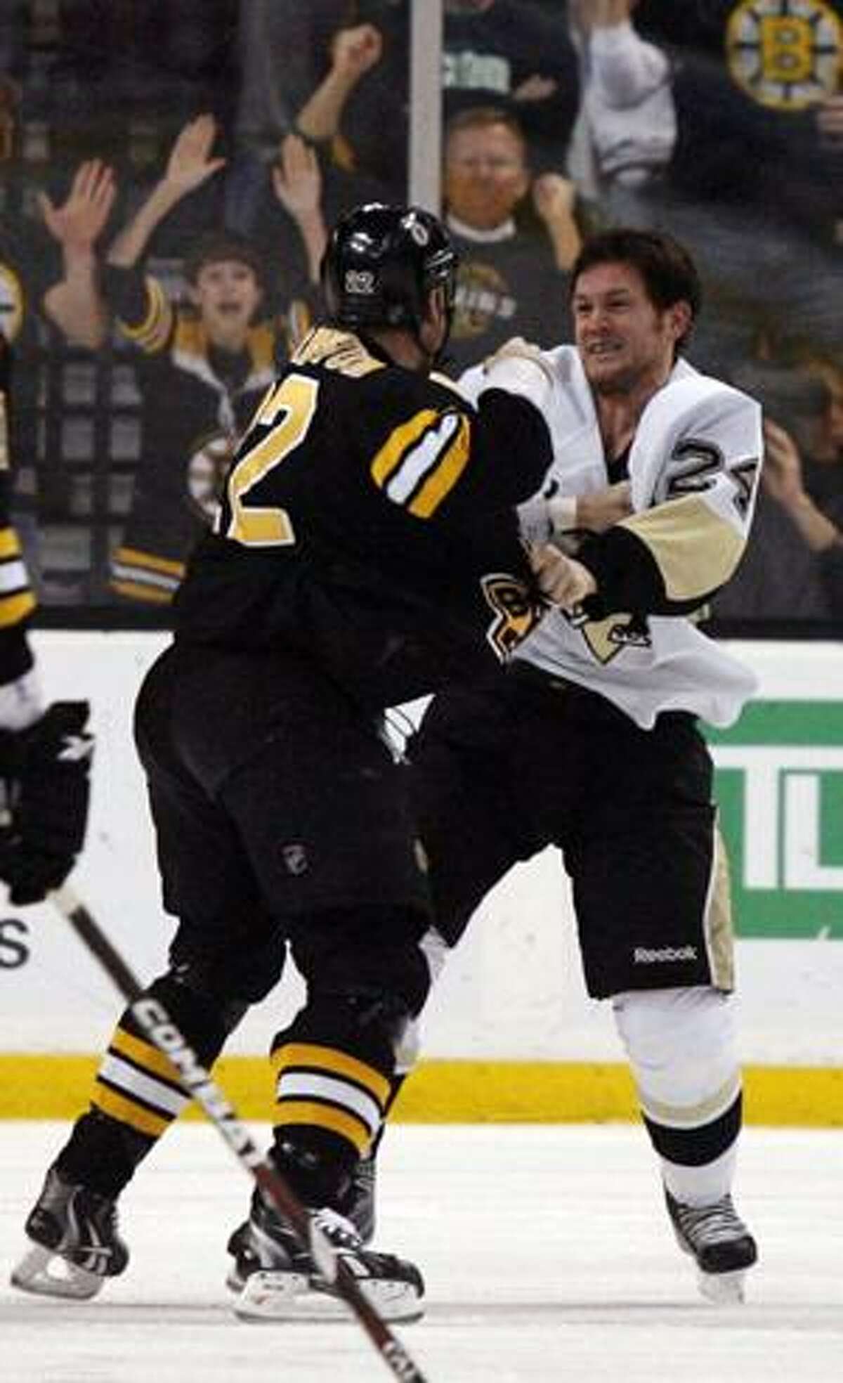 With Latest Hit, Penguins' Matt Cooke Further Injures His Image
