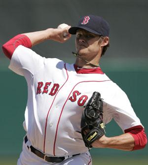 Daisuke Matsuzaka throws in intrasquad game