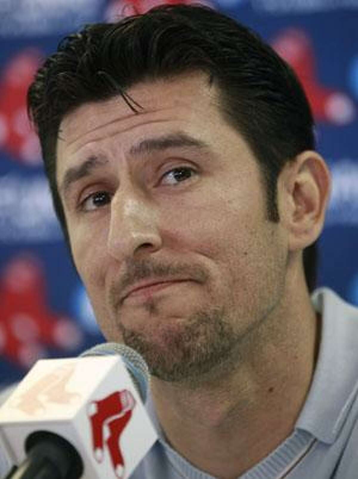 Garciaparra signs one-day contract with Red Sox, then retires