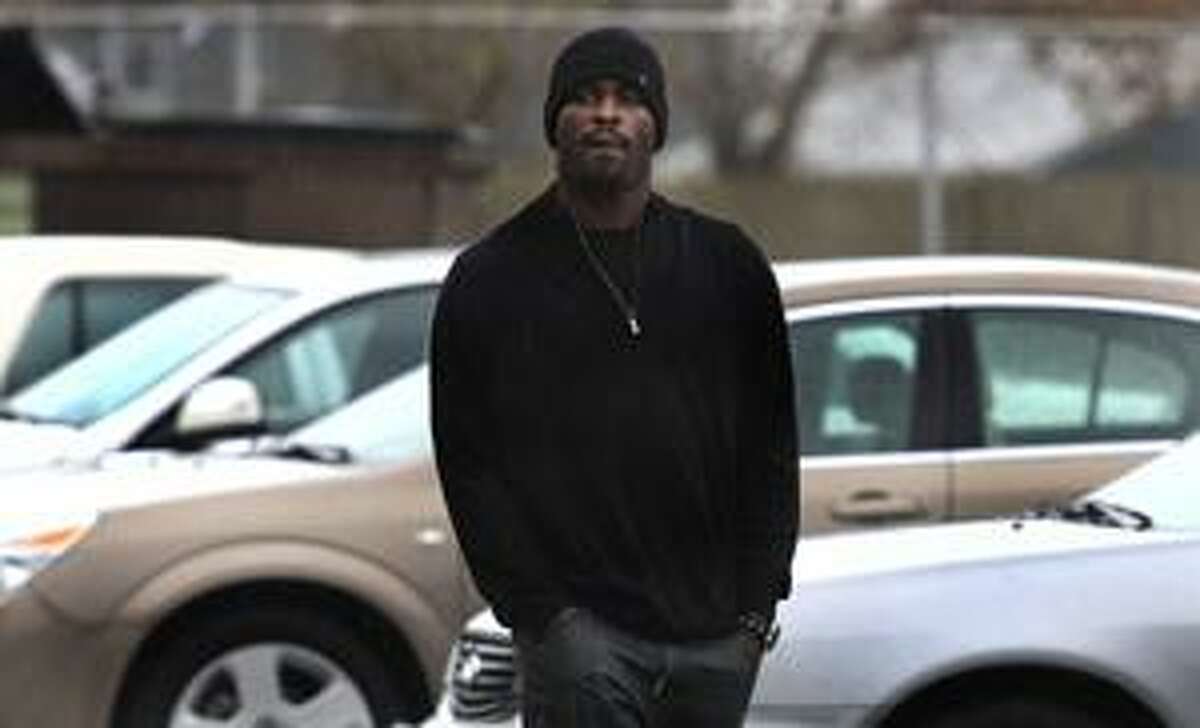 Philadelphia Eagles Ex Michael Vick Reflects on Prison Time