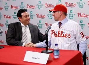 Cliff Lee chooses Phillies, loses extra $30 million