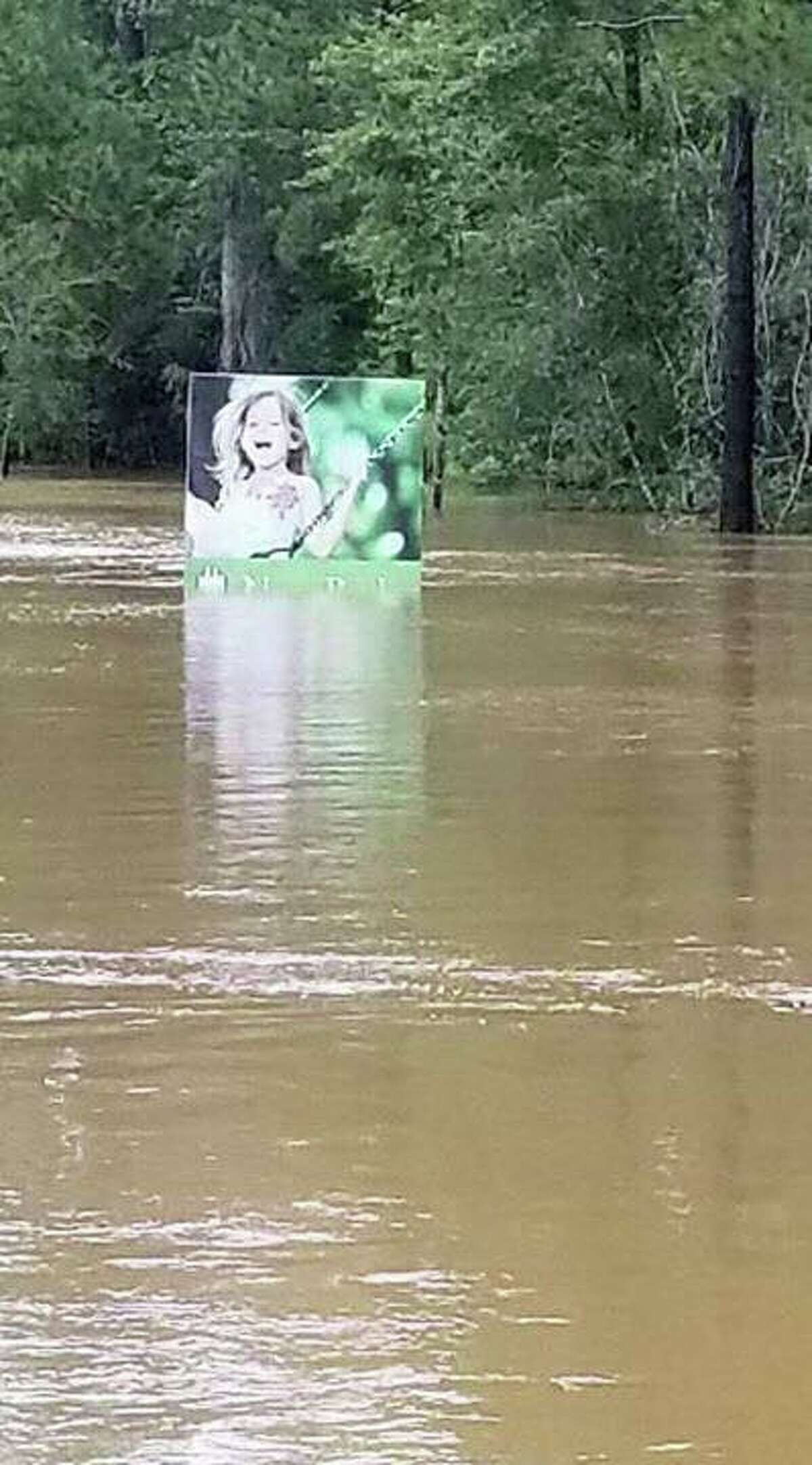 Overflowing Lake Conroe floods North Montgomery County homes