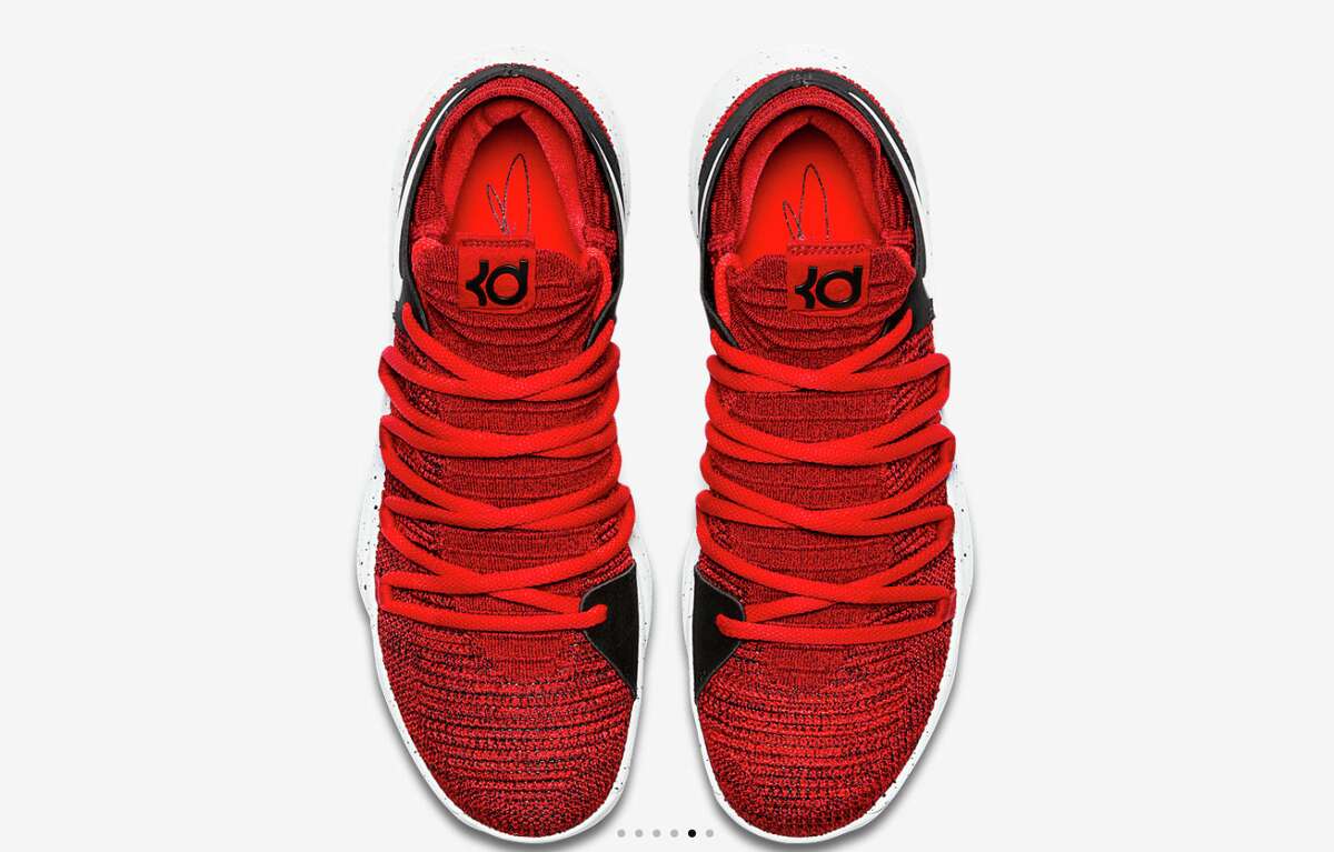 Kevin Durant's Nike KDX 'Red Velvet' sneakers.