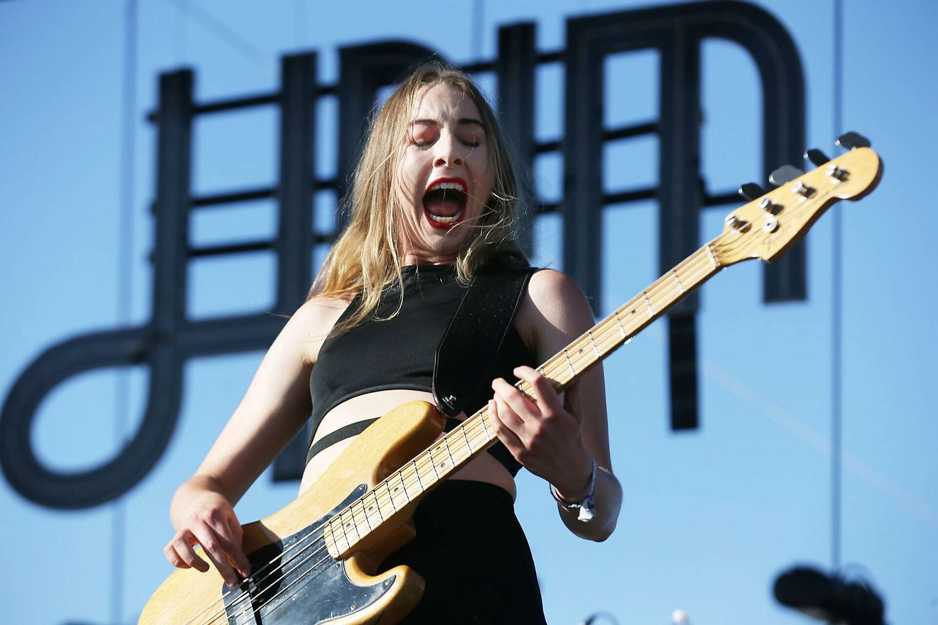Haim Singer Sister trio Haim brings sunshine sound to the bay