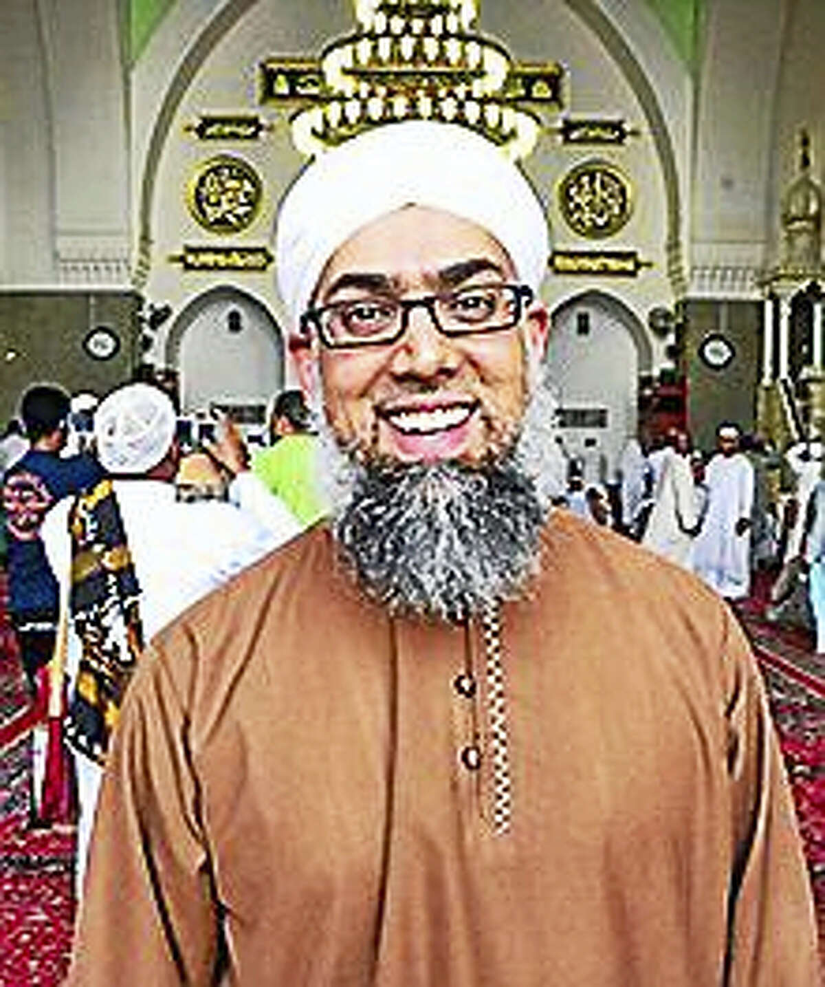 Omer Bajwa, director of Muslim life at Yale University, during an Umrah trip to Mecca in 2016.