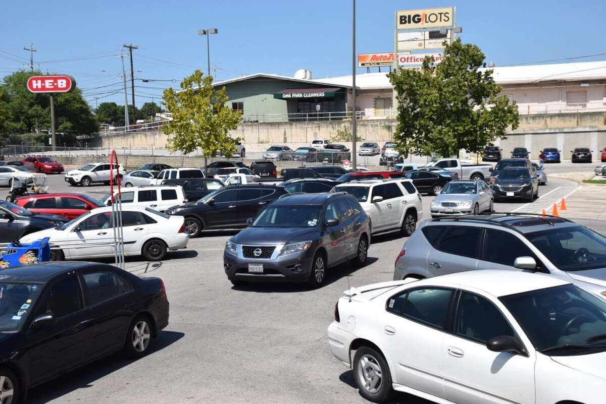 Shouting matches punctuate growing lines at San Antonio gas stations