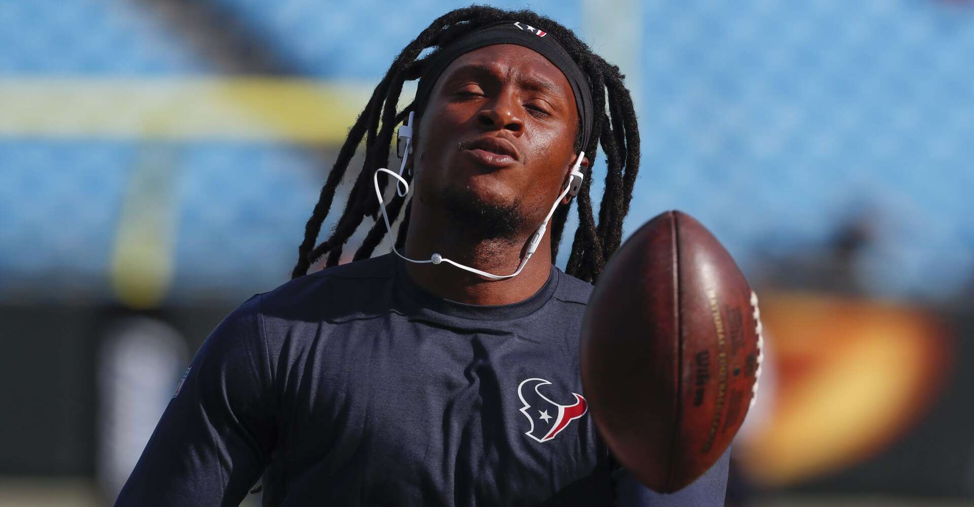 Texans ink DeAndre Hopkins to $81 million deal, sign three other players