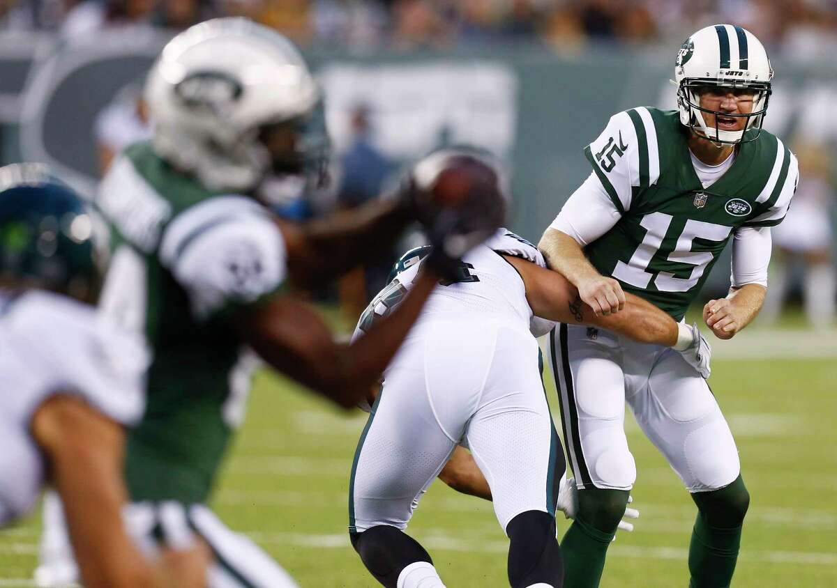Jets survive scare in victory over Eagles