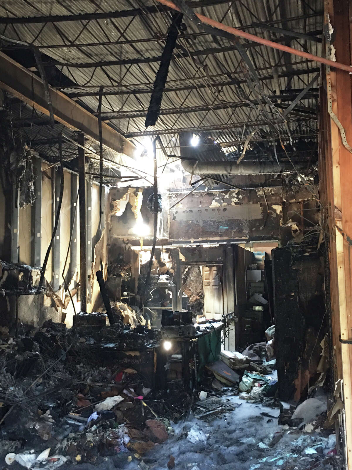 Arson damages NW Houston thrift store