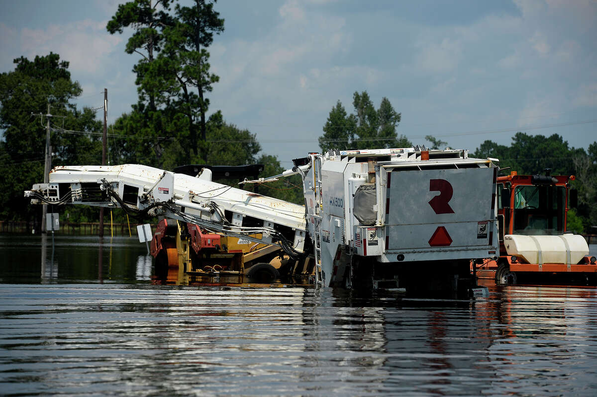 Hard to leave Sour Lake when only way is by boat