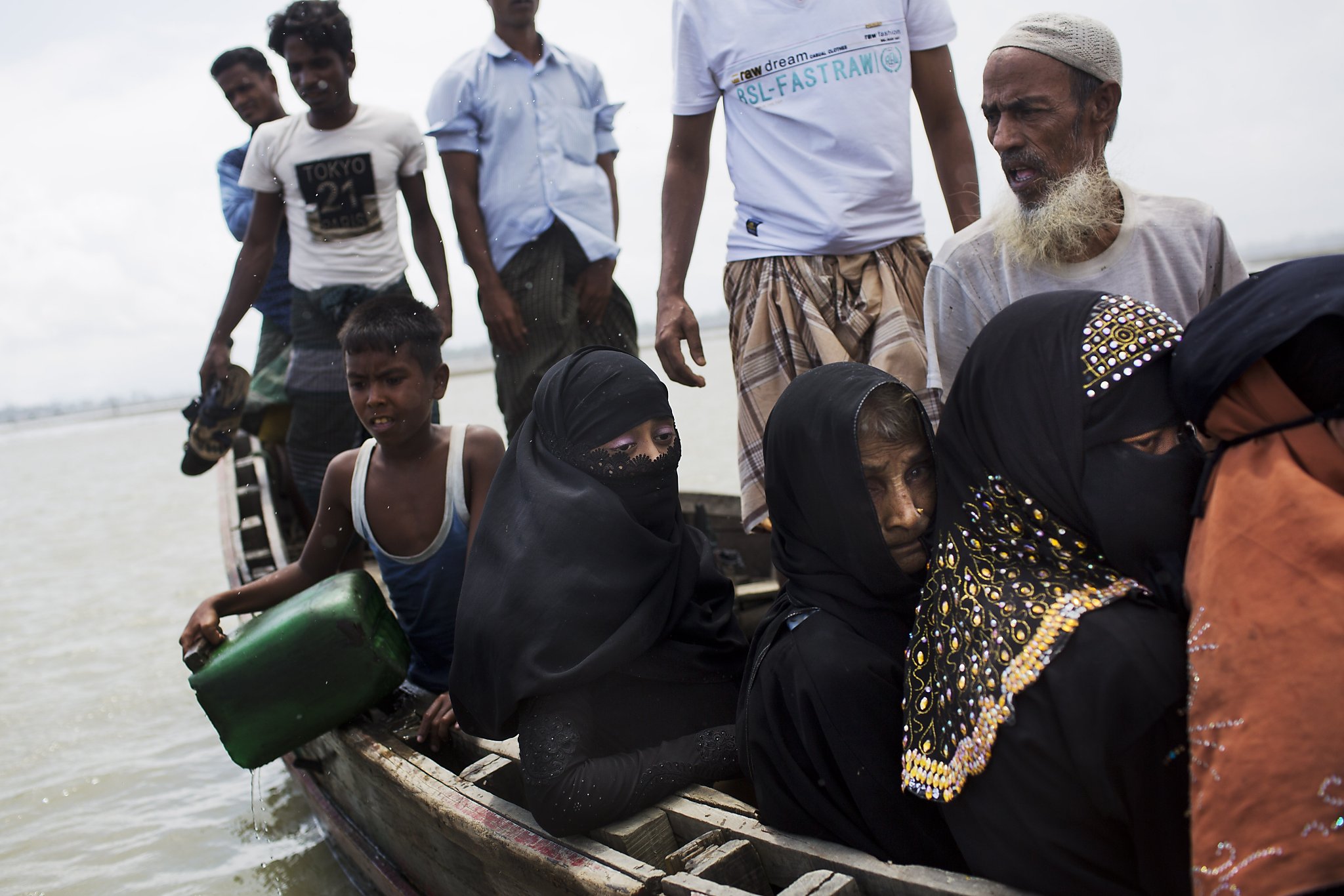 Violent clashes in Myanmar trigger wave of refugees