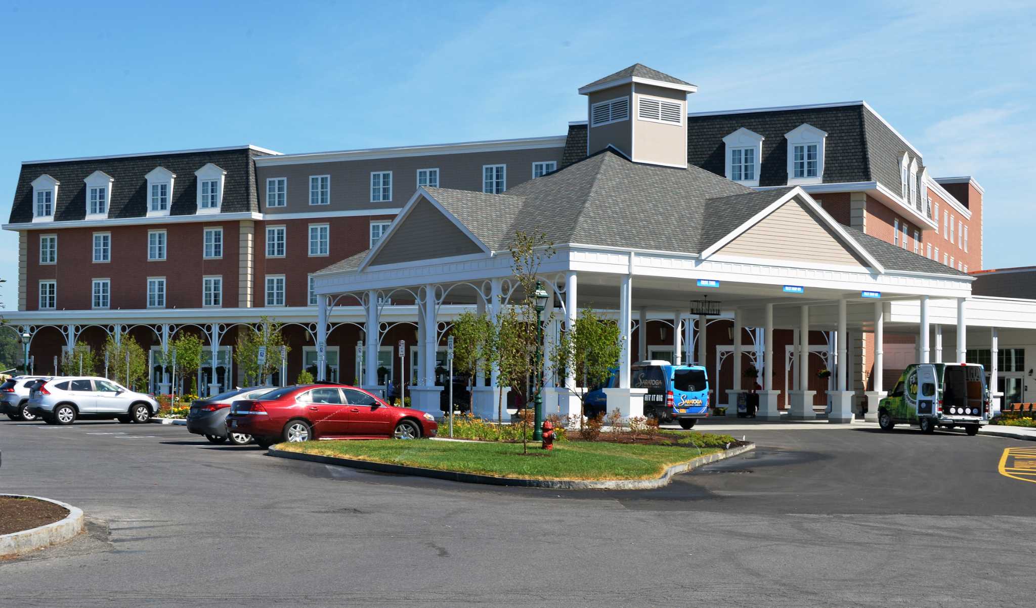 Saratoga Casino nearing purchase of Kentucky race track