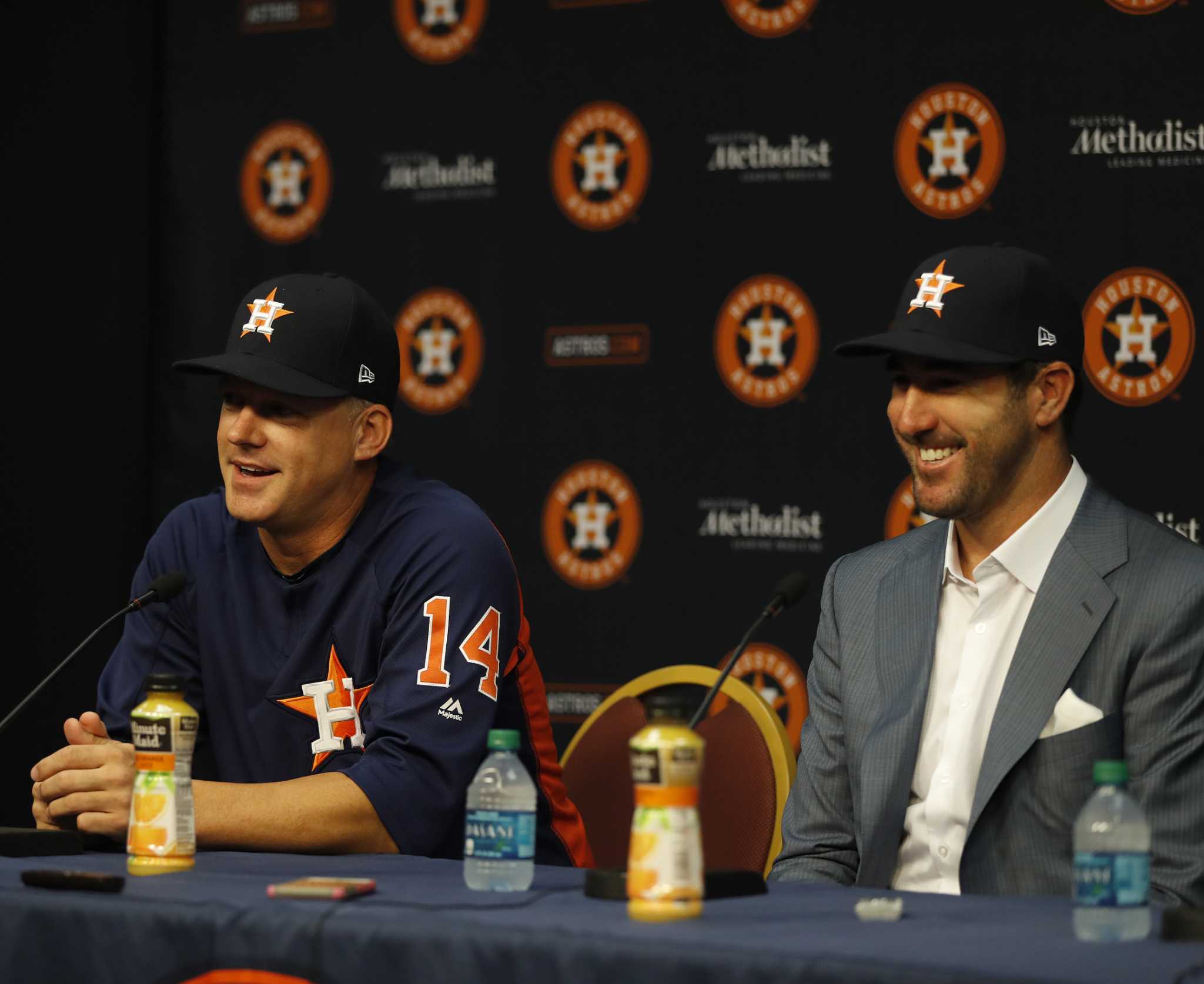 Astros manager A.J. Hinch tells tale of last-minute Verlander acquisition