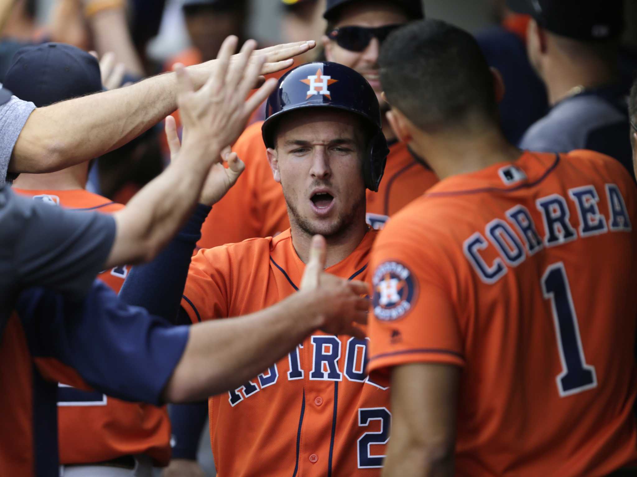 Astros' Evan Gattis sports new look in rehab assignment