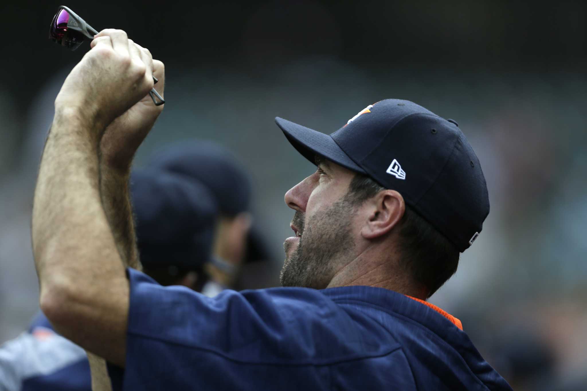 Astros' Evan Gattis sports new look in rehab assignment