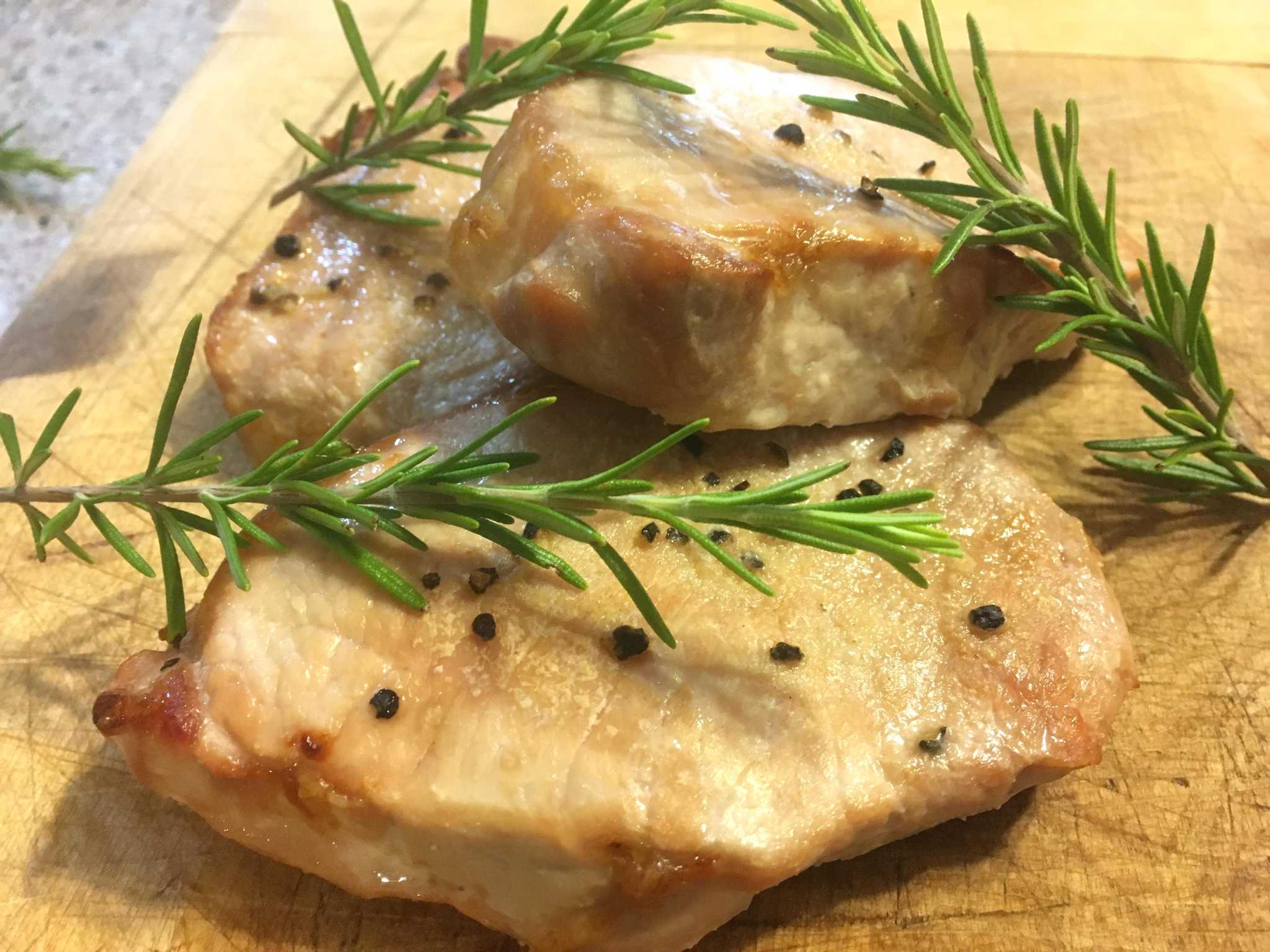 Smoked meat indoors? Stovetop unit makes it happen