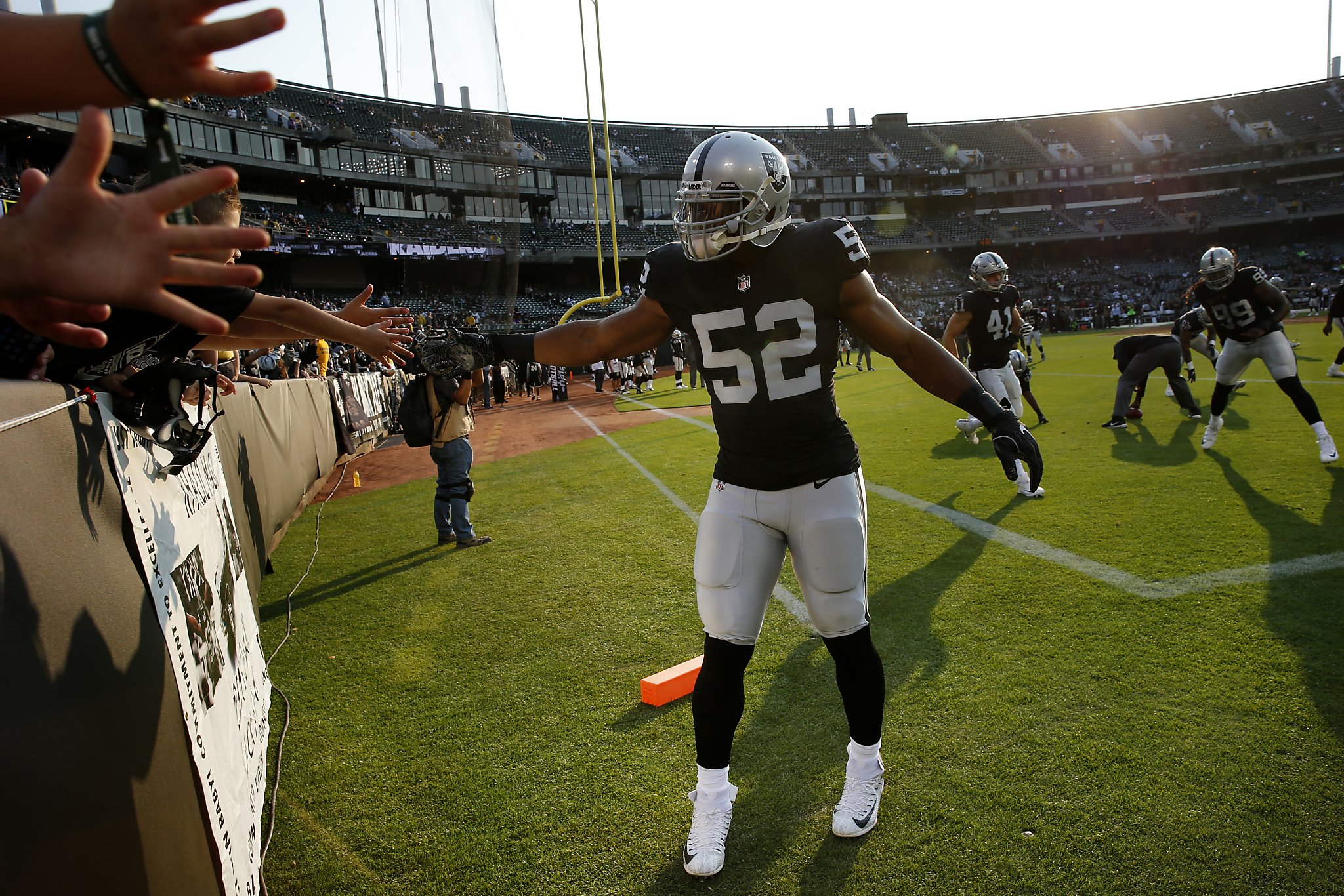 Raiders’ Khalil Mack at the summit among NFL pass rushers