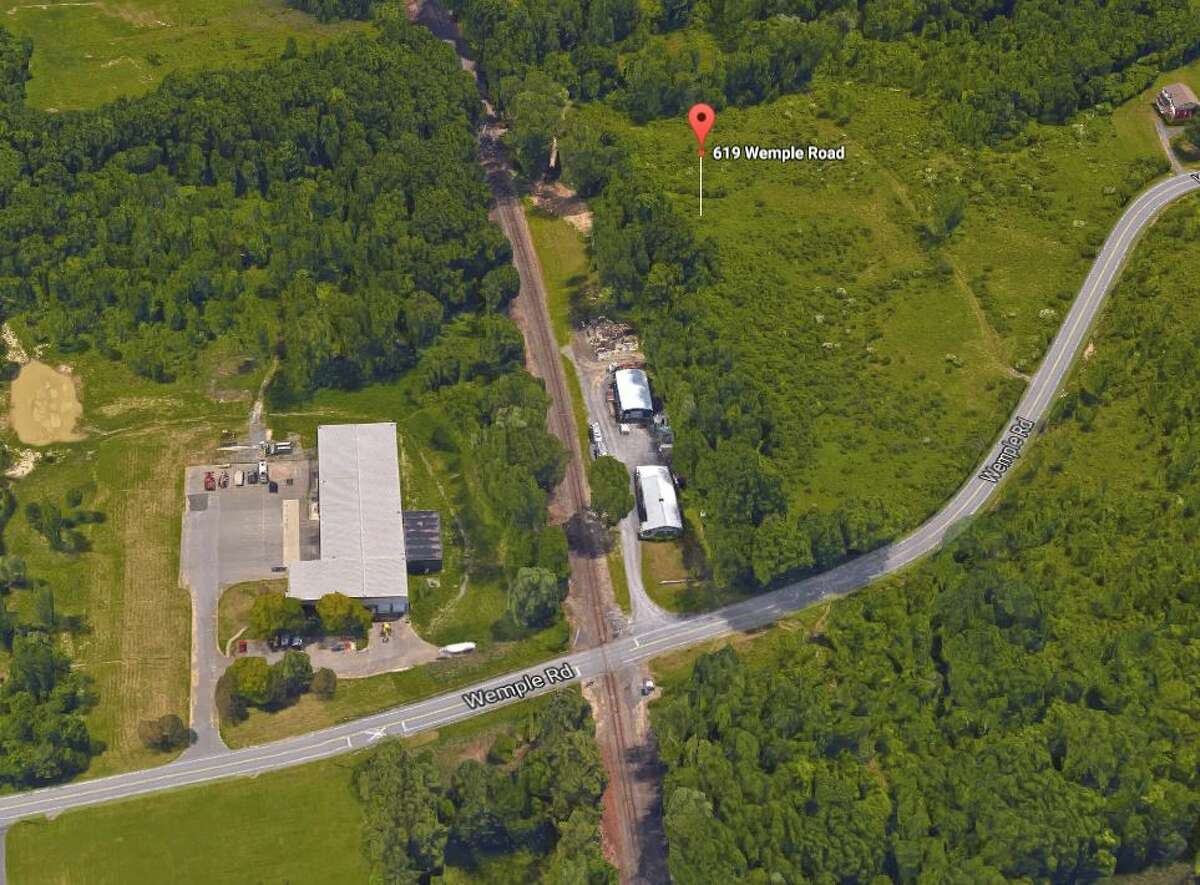 Viktor Kustov of Glenmont is proposing to build a machine shop at 619 Wemple Road, near the rail road tracks.