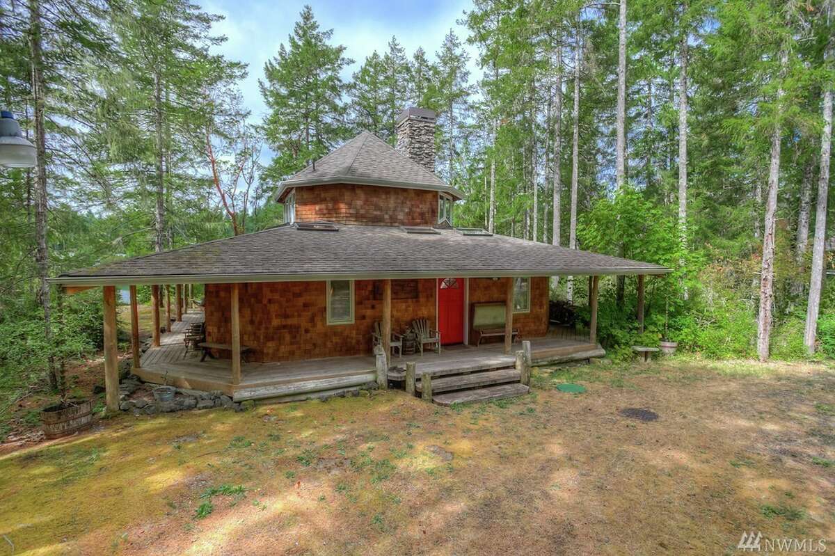 Funky island cabin listed for 400,000