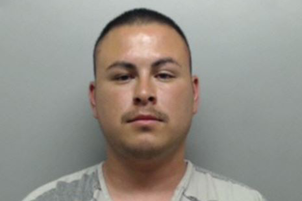 Police: Laredo man punched security guard during fight at Hal's Landing