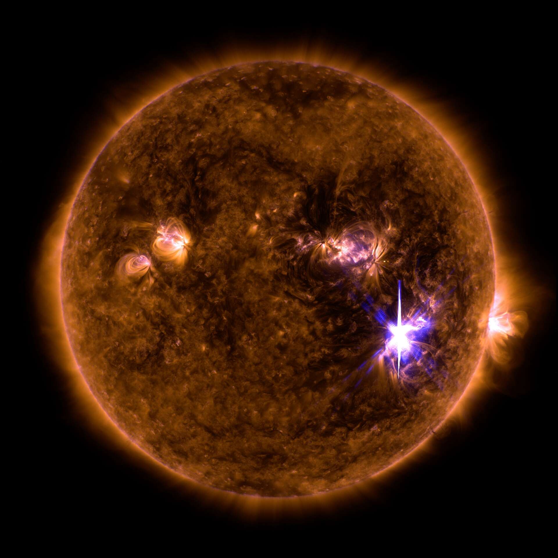 Sun firing powerful solar flares at Earth; expect auroral delights, image size:1920x1920