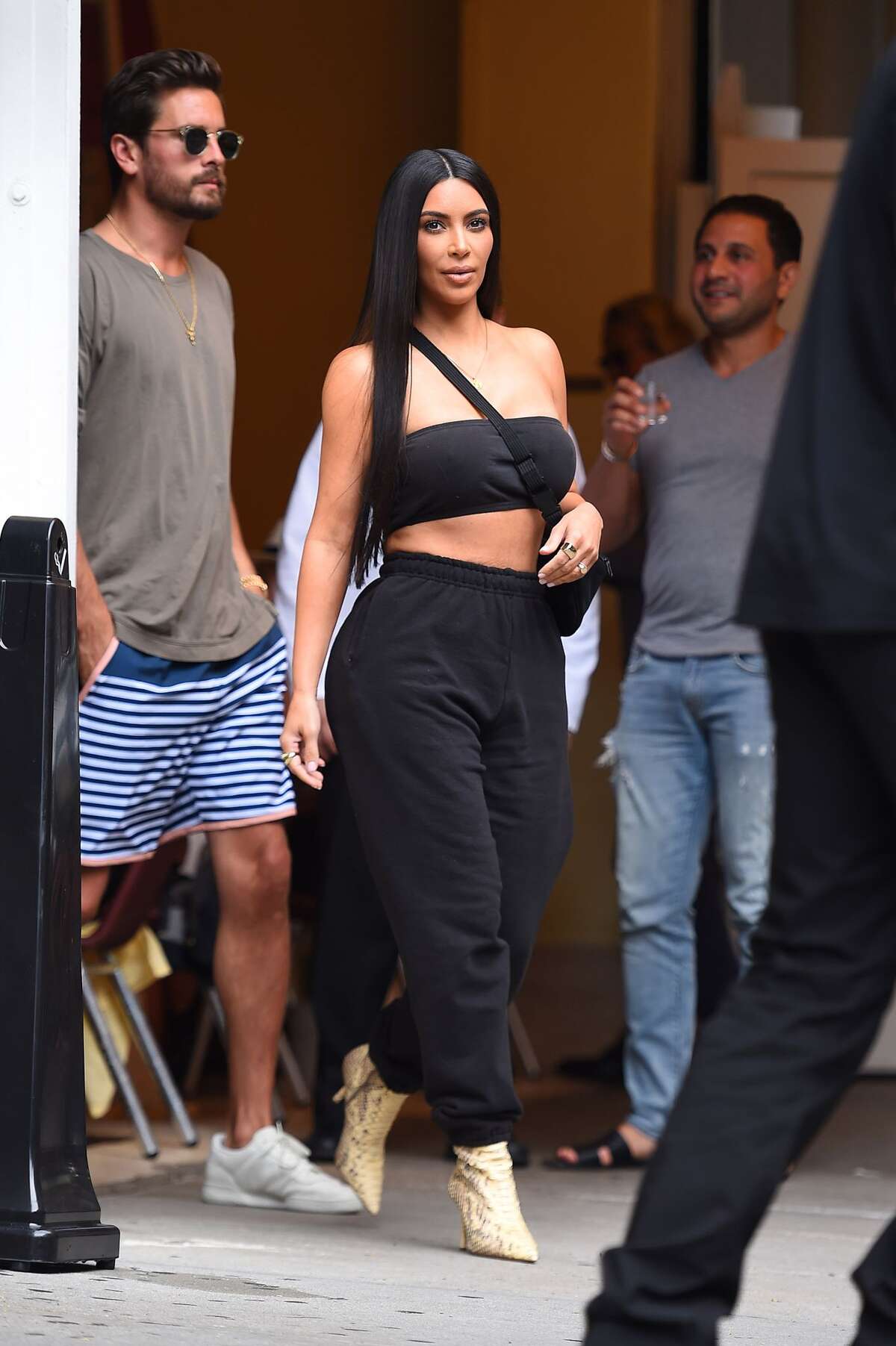 Kim K'S Love Life: A Look Back At Her Relationships - jfhgvy8