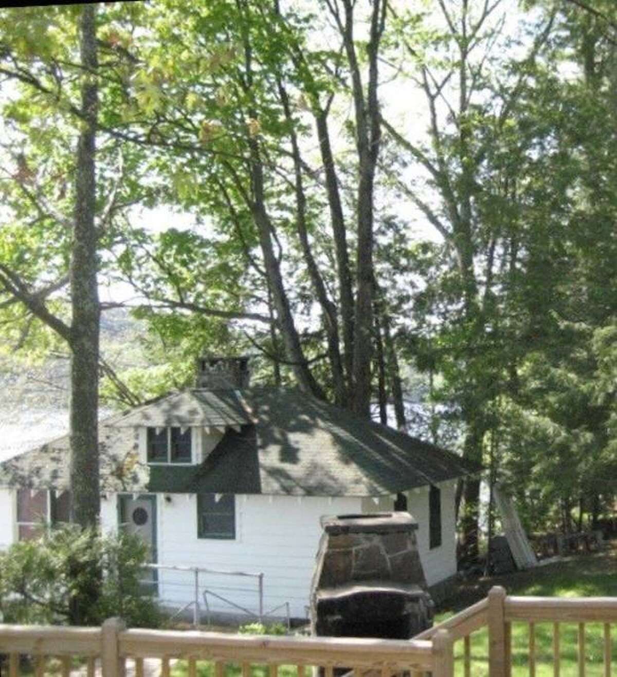 Photos Airbnb fall getaways