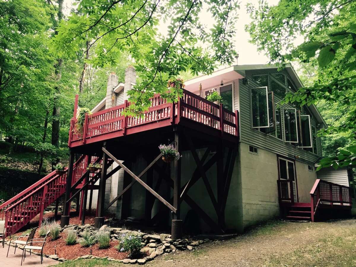 Photos Airbnb fall getaways