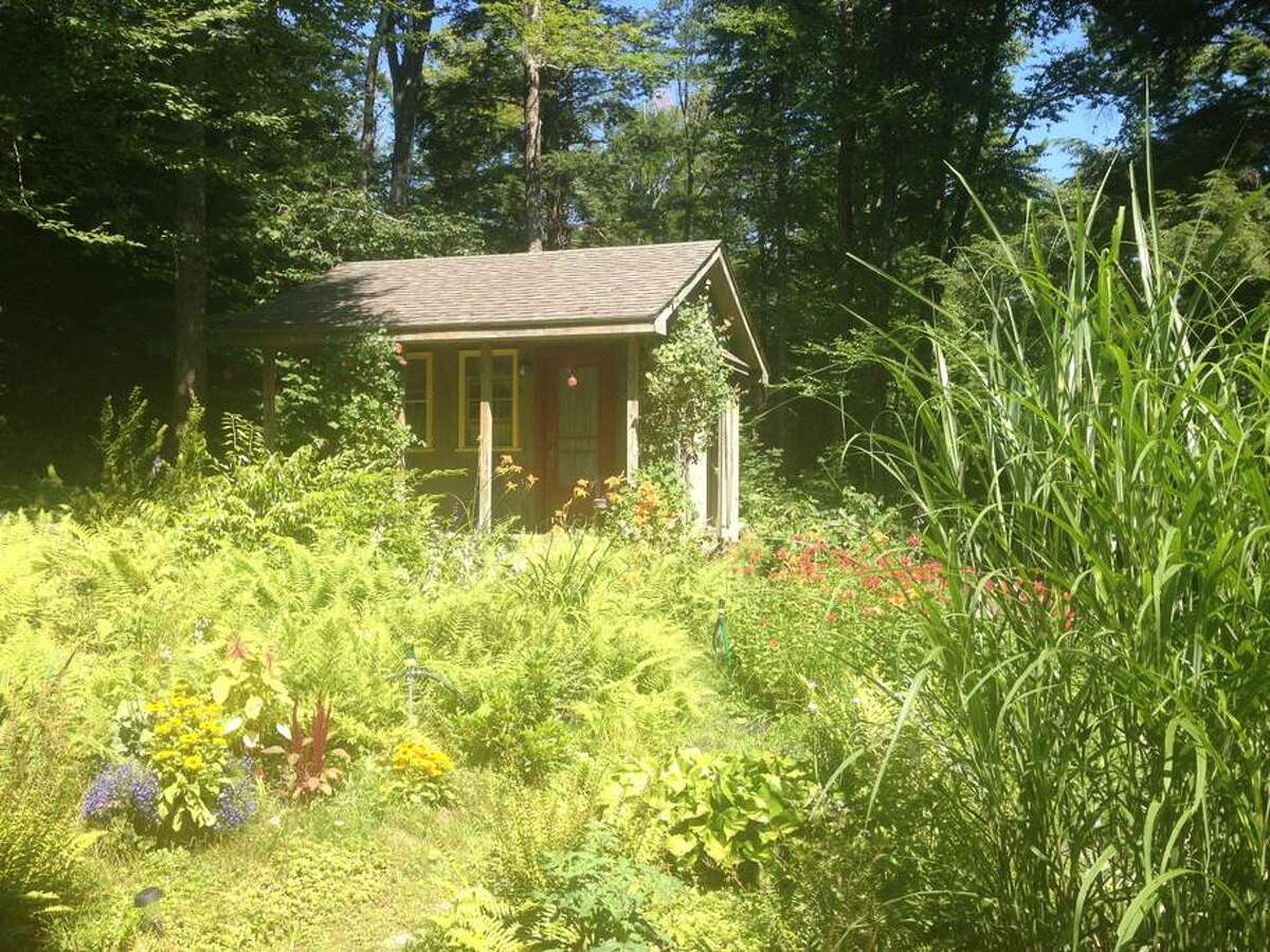 Photos Airbnb fall getaways