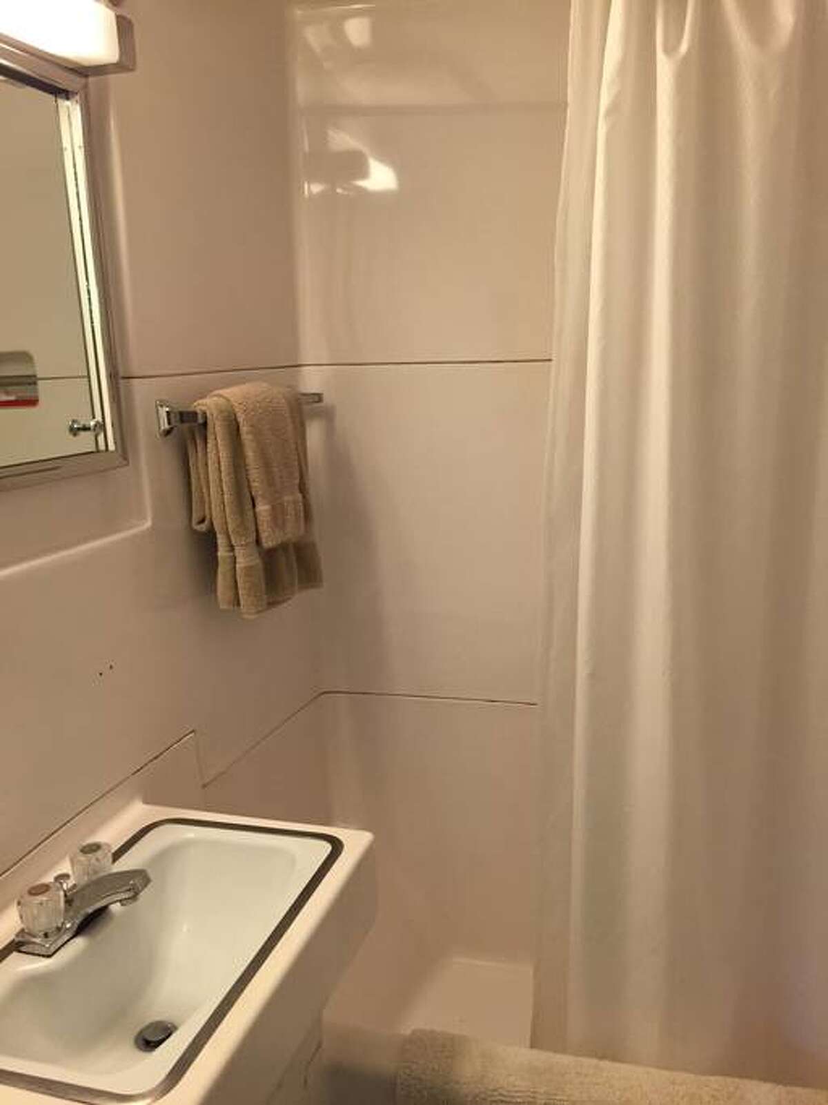 Photos Airbnb fall getaways