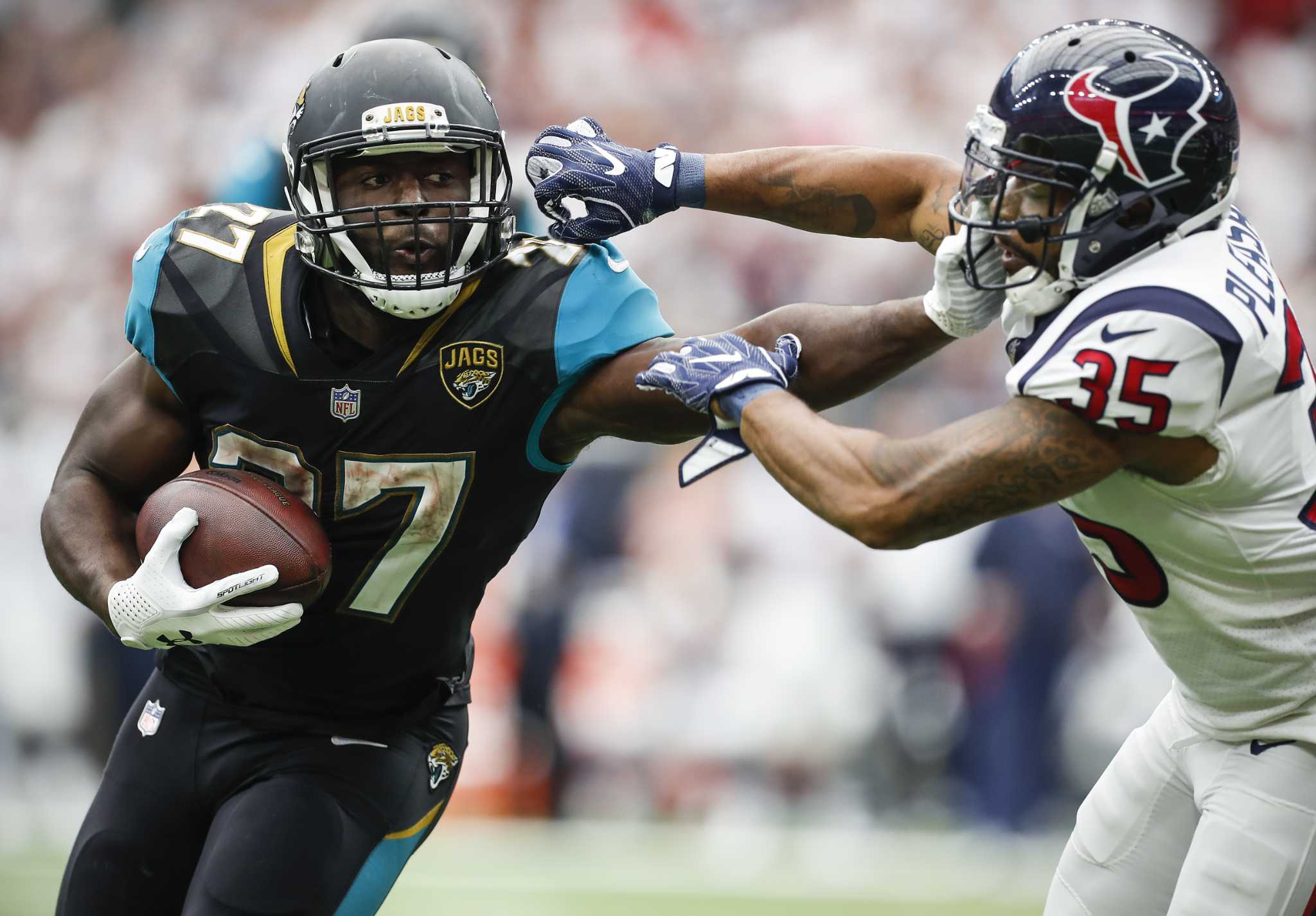 Jaguars Calais Campbell Impresses Despite Loss on Sunday