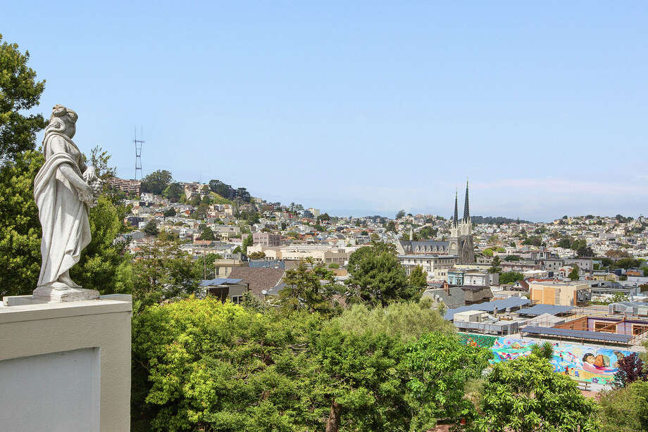 SF's largest estate has seen its asking price slashed in half. Why isn ...
