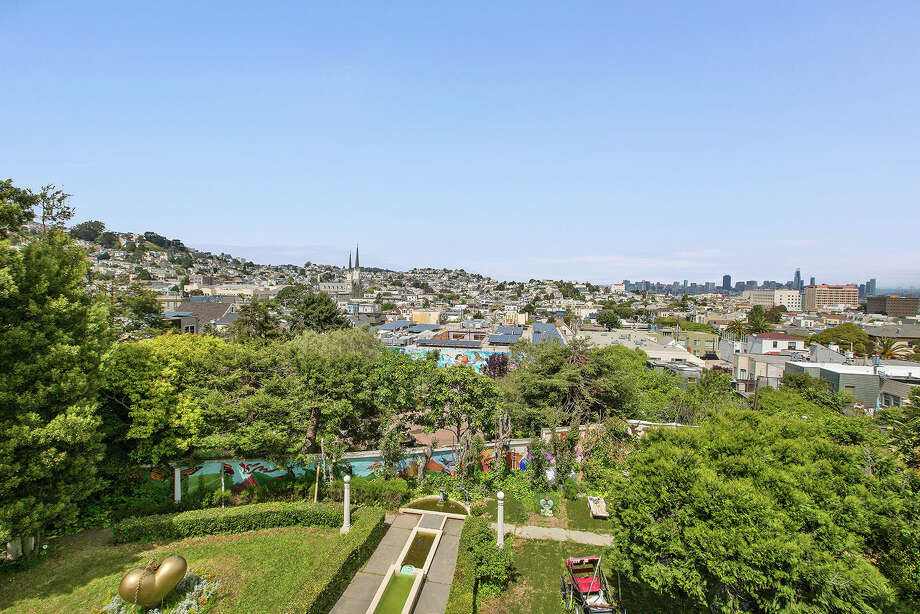 SF's largest estate has seen its asking price slashed in half. Why isn ...