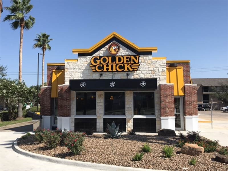 golden-chick-opens-on-s-post-oak