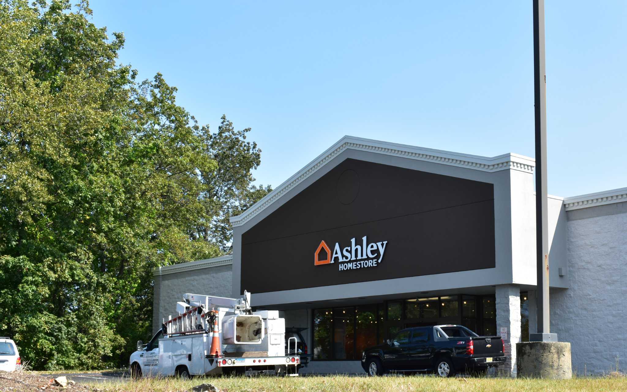 Norwalk Transitions Ashley HomeStore