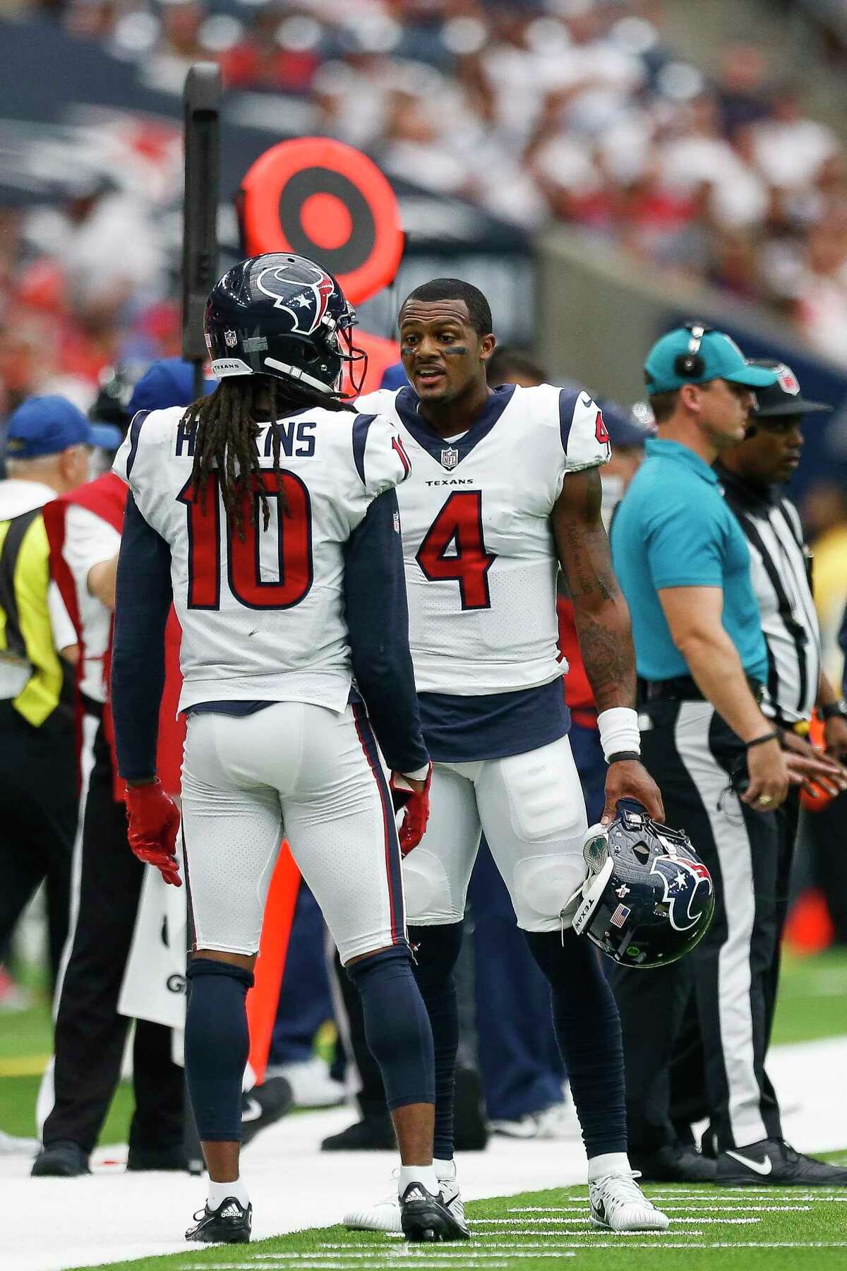 September 22, 2019 Houston Texans wide receiver DeAndre Hopkins (10) in  action before the NFL game between the Los Angeles Chargers and the Houston  Texans at Dignity Health Sports Park in Carson