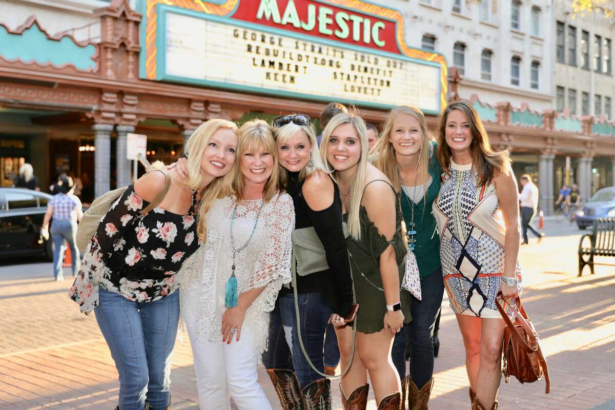 On September 12, 2017 at the Majestic Theatre George Strait, Miranda Lambert, Chris Stapleton, Lyle Lovett, and Robert Earl Keen performed as a part of "Hand in Hand" A Benefit for TX Hurricane Relief.