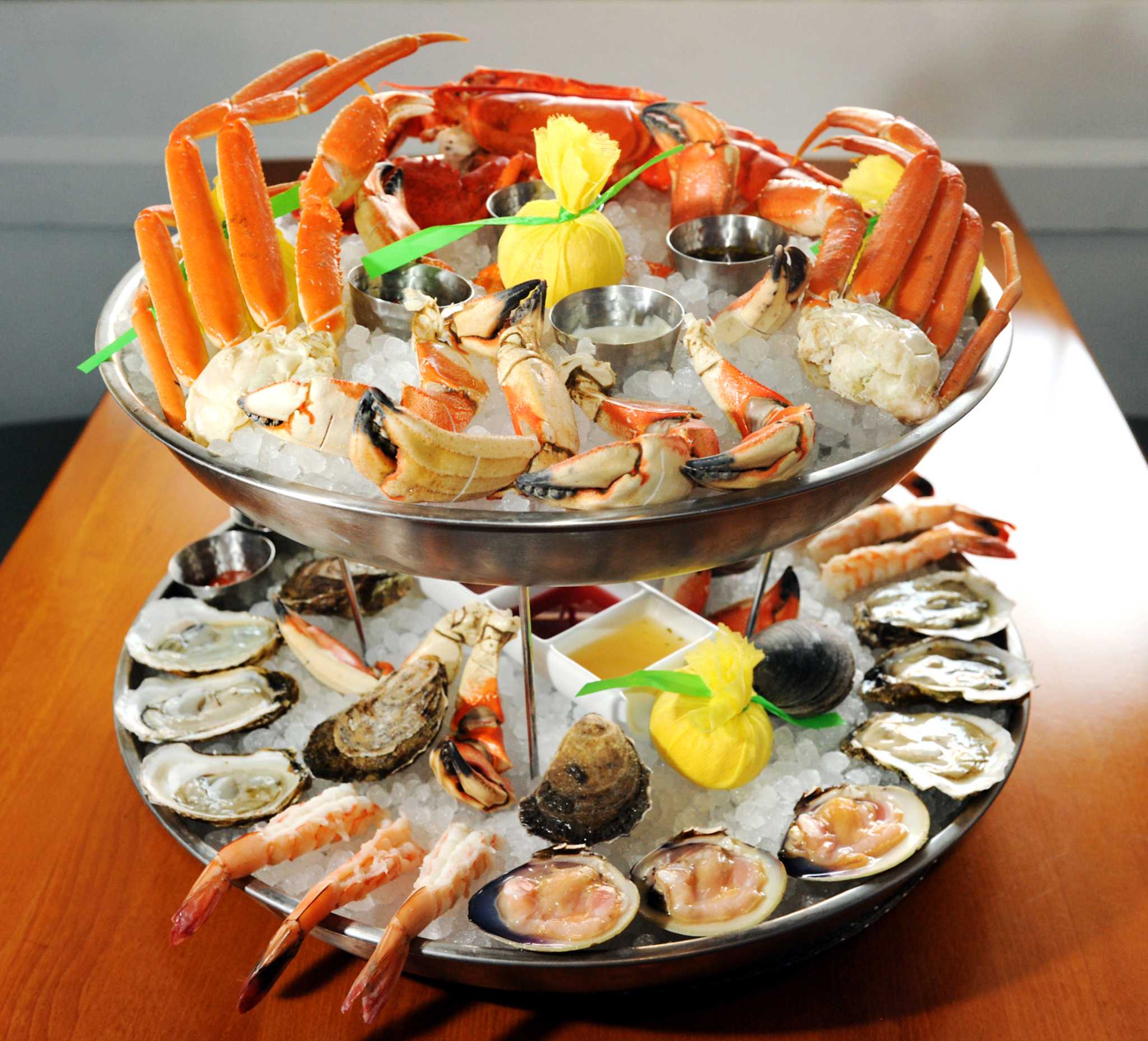 Стол С Морепродуктами Фото