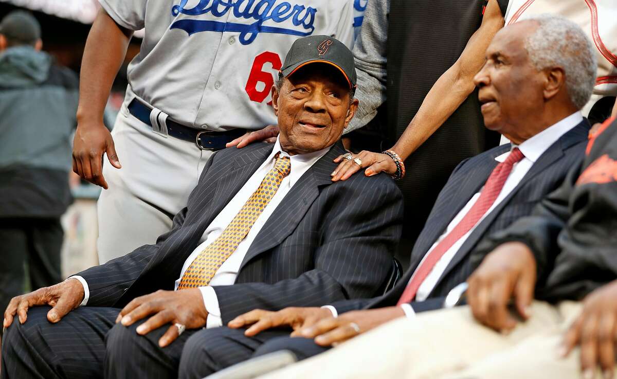 San Francisco Giants' legends Willie Mays and Frank Robinson before Giants play Los Angeles Dodgers in MLB game at AT&T Park in San Francisco, Calif., on Wednesday, September 13, 2017.