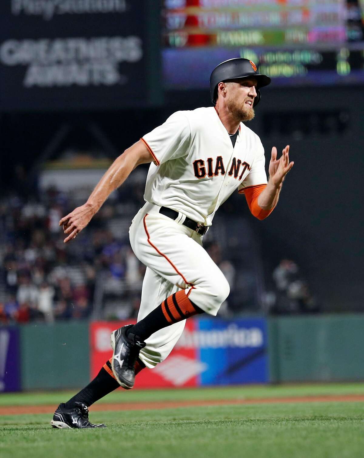 Dodger Blue on X: Hunter Pence has a Giants shirt under his