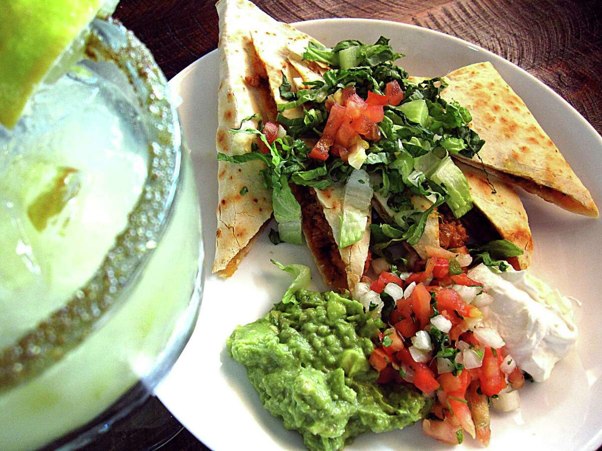 Review Tired of Mexican food? Try New Mexican at Santa Fe Trail