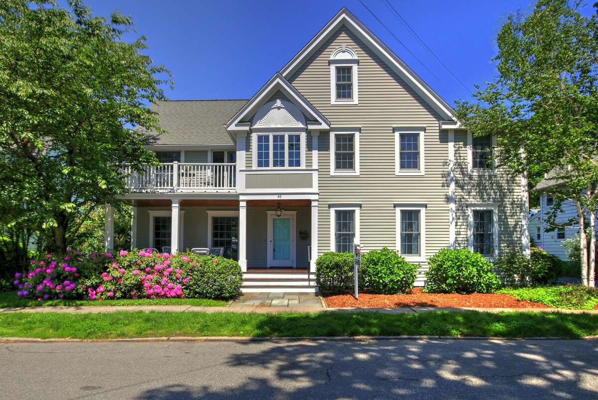 Former beachfront home still cozy Milford gem