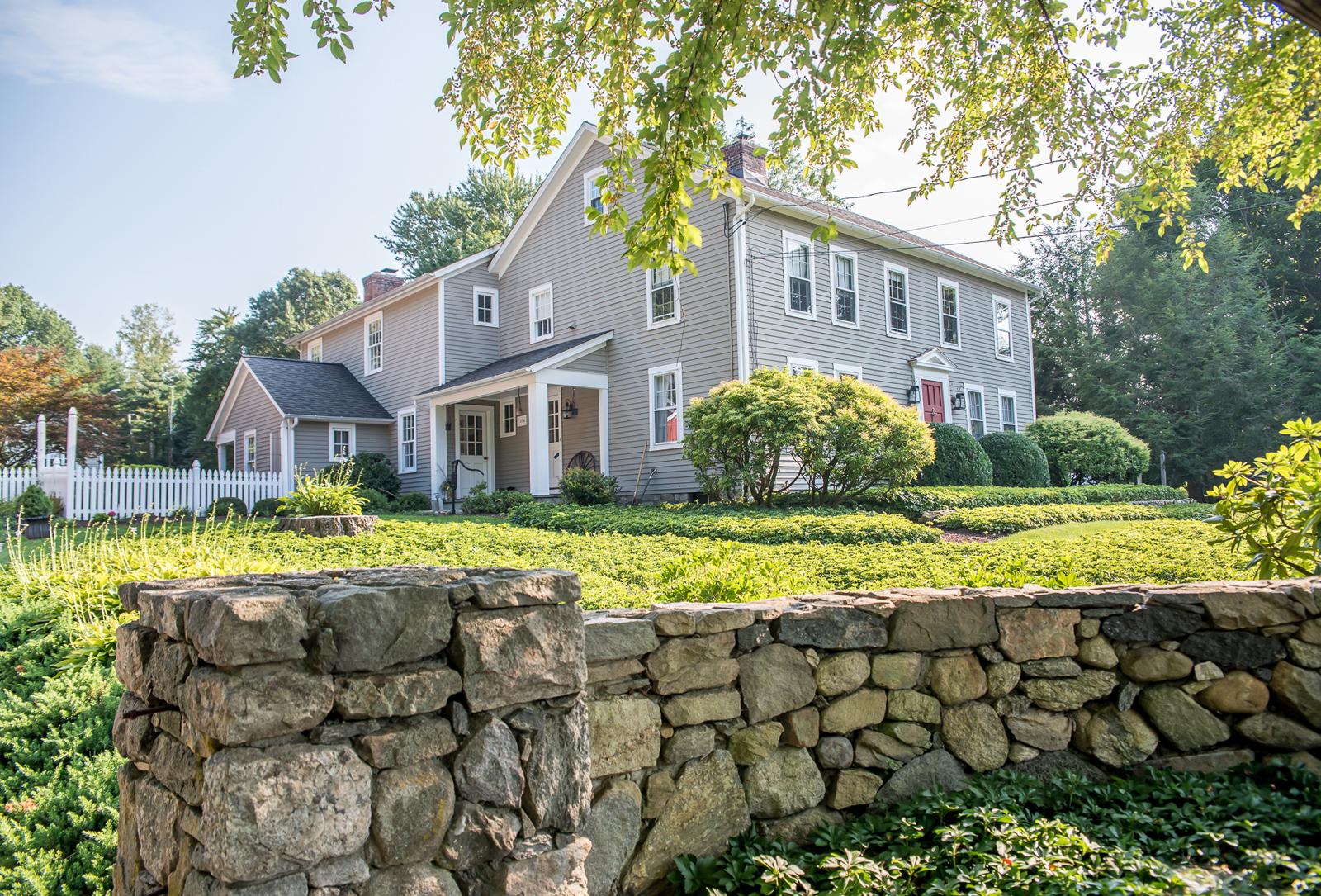 Home of one of Bethel’s first families blends old and new