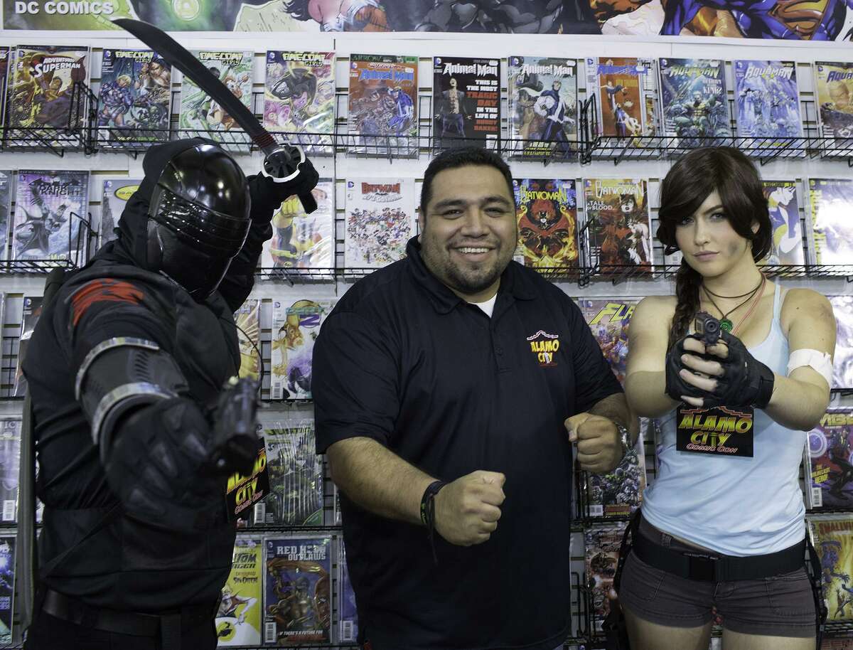 Uresti, Alamo City Comic Con square off