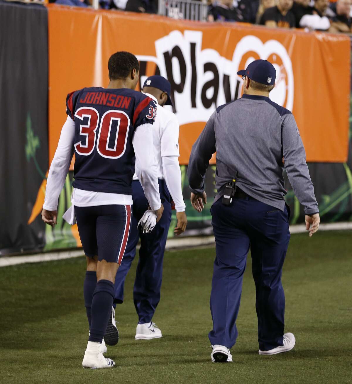 Houston Texans cornerback Kevin Johnson (30) heads to the locker room after injuring his shoulder during the third quarter of an NFL football game at Paul Brown Stadium on Thursday, Sept. 14, 2017, in Cincinnati. ( Brett Coomer / Houston Chronicle )